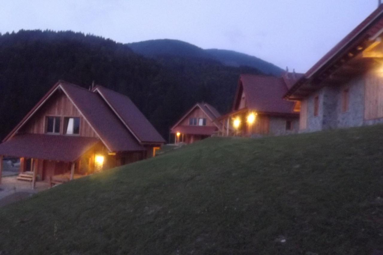 Dolomiti Village Comeglians المظهر الخارجي الصورة